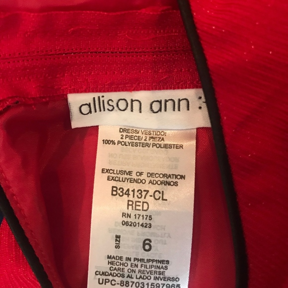 Elegant, Red 2-Piece Classic Girls Dress - Picture 7 of 7